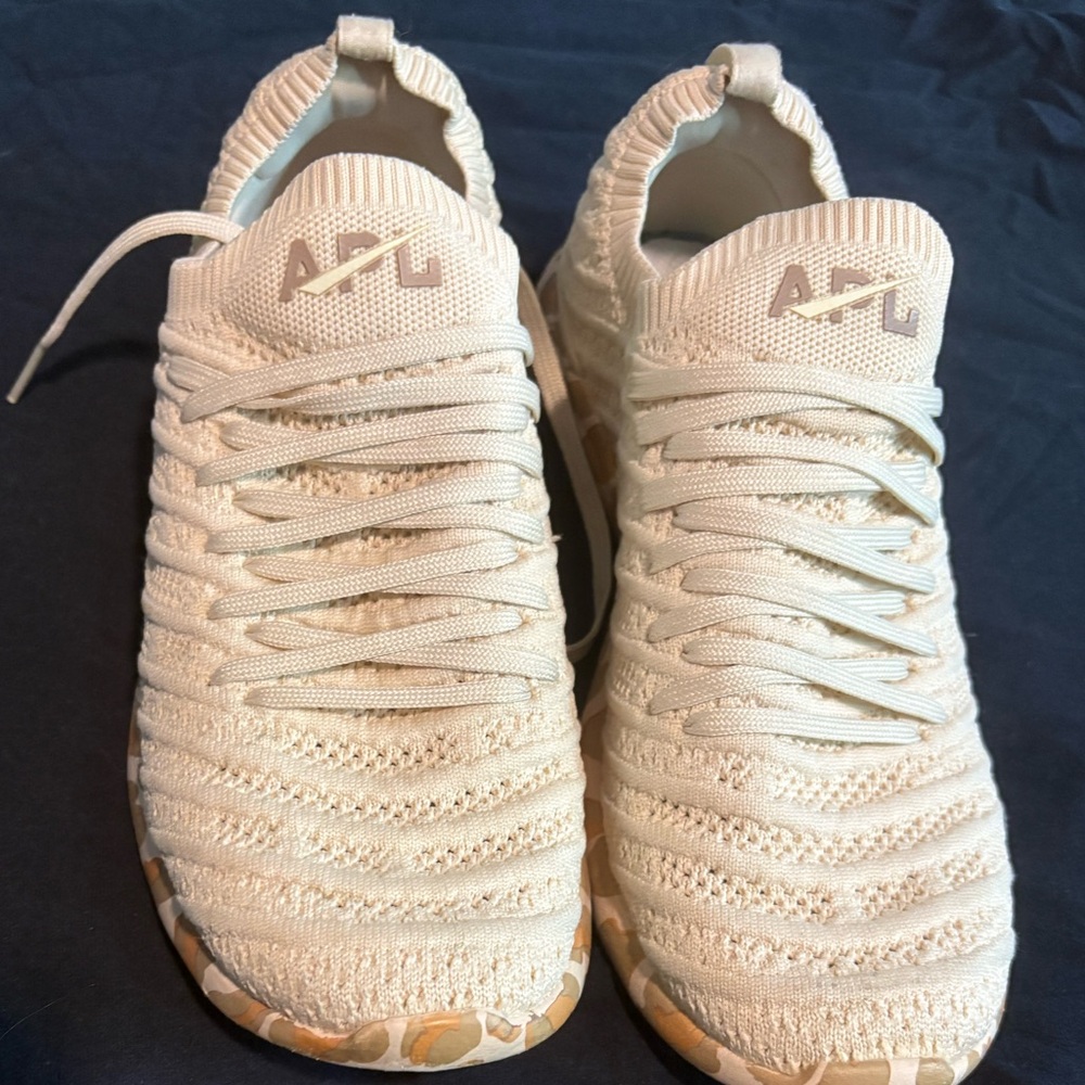 APL Techloom Wave Beige Knit Sneakers